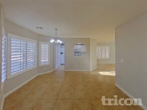 1446 Lodgepole Dr in Henderson, NV - Building Photo - Building Photo