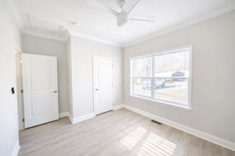 32 Indian Cp Rd in Weaverville, NC - Building Photo - Building Photo