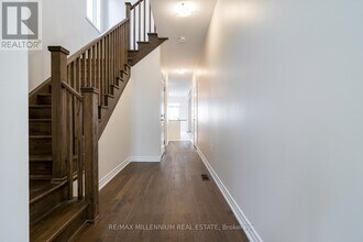 28 Brent Stephens Way in Brampton, ON - Building Photo - Building Photo