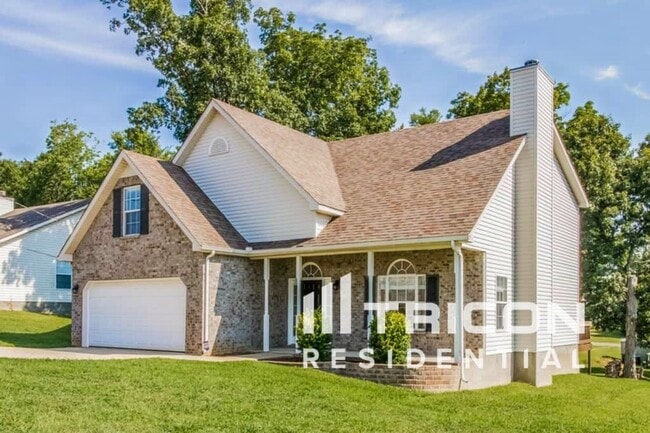 129 Mary Joe Martin Dr in La Vergne, TN - Building Photo - Building Photo