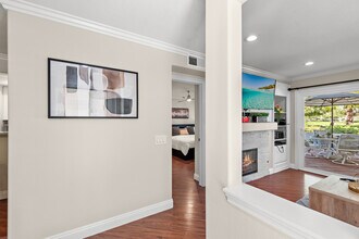 1 Brisa Del Lago in Rancho Santa Margarita, CA - Building Photo - Building Photo