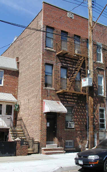 6606 10th Ave in Brooklyn, NY - Building Photo