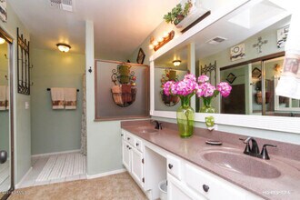 1261 W Whitten St in Chandler, AZ - Building Photo - Building Photo