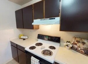 Deer Park in Anchorage, AK - Building Photo - Building Photo