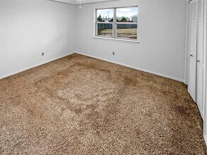 10217 S Hillcrest Dr in Oklahoma City, OK - Foto de edificio - Building Photo