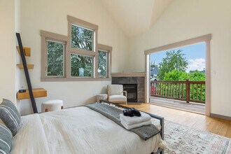 1916 E Spruce St, Unit SI ID1036059P in Seattle, WA - Building Photo - Building Photo