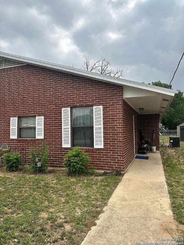 1003 Commerce St in Pleasanton, TX - Building Photo - Building Photo