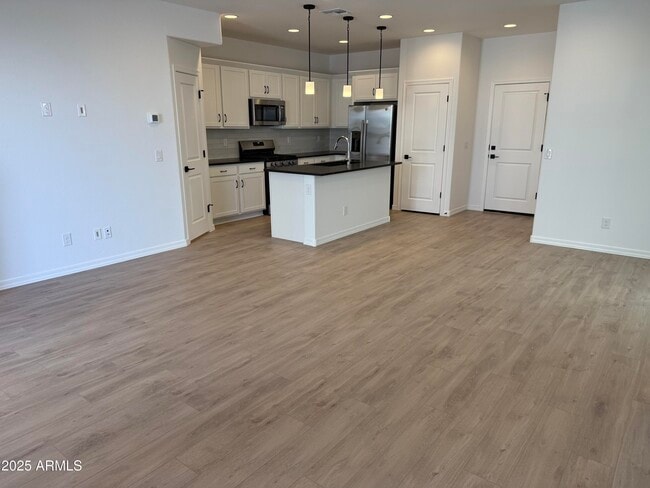 1223 W Sparrow Dr in Queen Creek, AZ - Building Photo - Building Photo