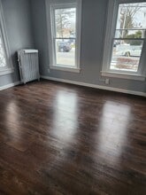 55 Worrall Ave, Unit Apt 1 in Poughkeepsie, NY - Foto de edificio - Building Photo