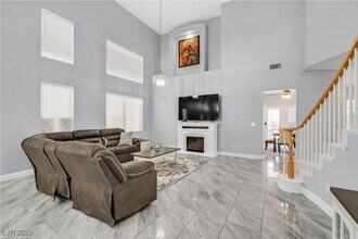 871 Brunellos Ave in Las Vegas, NV - Building Photo - Building Photo