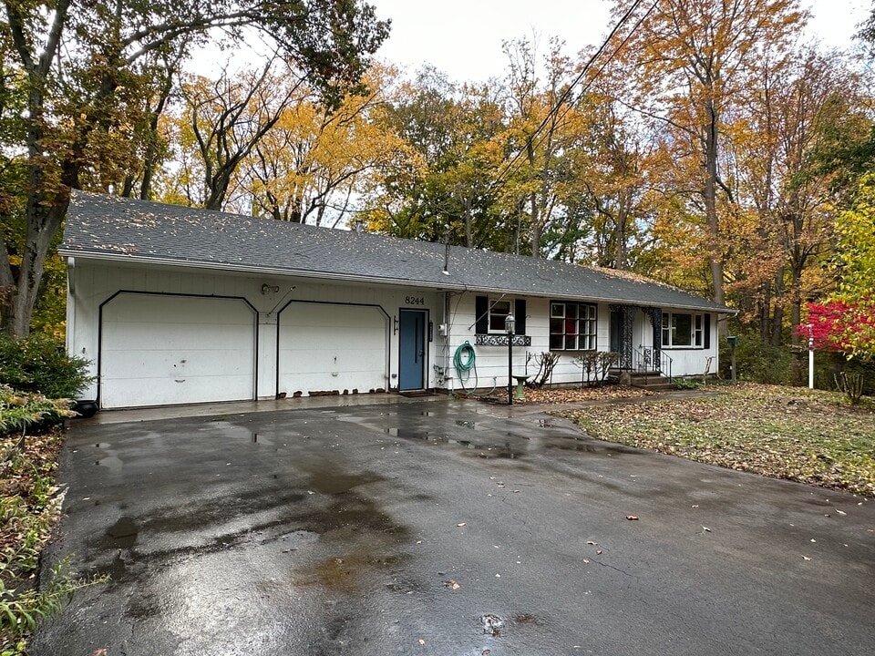 8244 Lake Street Ext in Sodus Point, NY - Building Photo