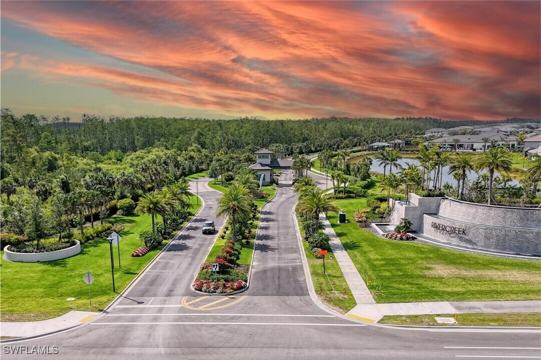 12774 Woodbury Dr in Estero, FL - Building Photo