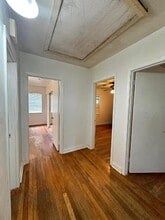 1044 Cooper Rd in Jackson, MS - Foto de edificio - Building Photo