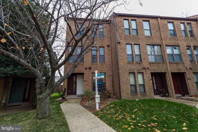property at 4418 7th St N