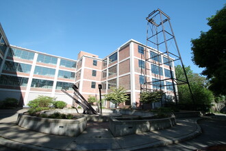 Remington Lofts in North Tonawanda, NY - Foto de edificio - Building Photo