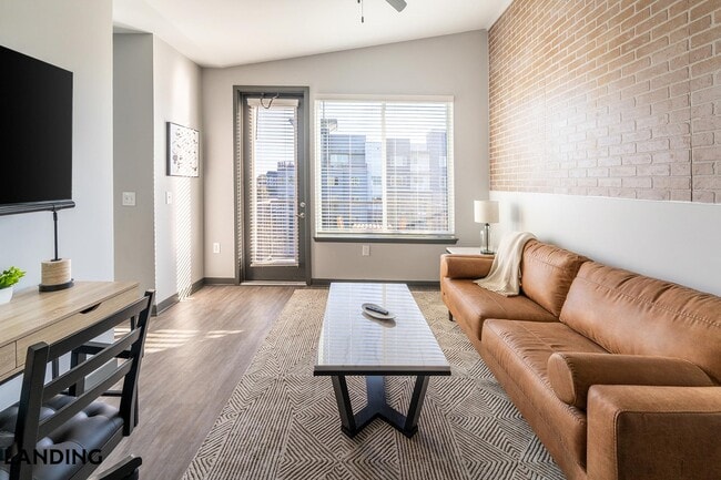 8511 Myslak Wy, Unit 8512-303 in Pensacola, FL - Building Photo - Building Photo