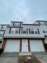 255 Silver Leaf Dr NW in Christiansburg, VA - Building Photo