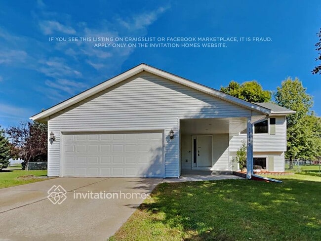 property at 13155-192 1/2 192 1/2 Ln NW