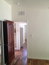3463 Mandeville Canyon Rd in Los Angeles, CA - Building Photo - Building Photo