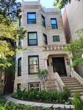 511 W Barry Ave, Unit G in Chicago, IL - Building Photo - Building Photo