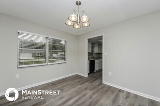 1655 Louis Dr in Kissimmee, FL - Foto de edificio - Building Photo