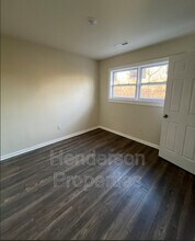 2715 Dundeen St in Charlotte, NC - Building Photo - Building Photo