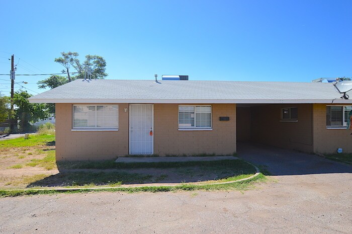 3122 E Hubbell St-Unit -Apt A in Phoenix, AZ - Building Photo