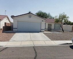 3005 Shady Garden Ct