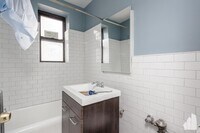 4236 N Broadway photo'