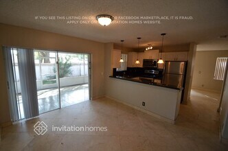 6680 Fern St in Margate, FL - Foto de edificio - Building Photo