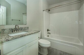 1403 Southridge Ln in Sherman, TX - Building Photo - Building Photo