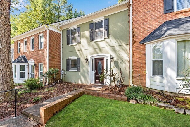 1420 Old Virginia Ct SE in Marietta, GA - Building Photo - Building Photo