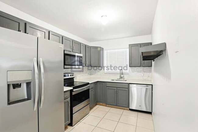 3050 Norwood Pl, Unit Apt N112