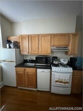 1197 Commonwealth Ave in Boston, MA - Building Photo - Building Photo