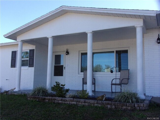 227 S Jefferson St photo'