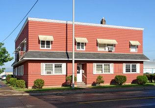 1225 Banks Ave in Superior, WI - Building Photo - Building Photo