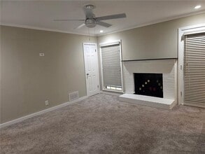 4886 Candlewood Ln in Stone Mountain, GA - Building Photo - Building Photo