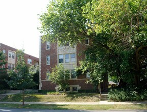 Windsor Arms Apartments in Columbus, OH - Building Photo - Building Photo