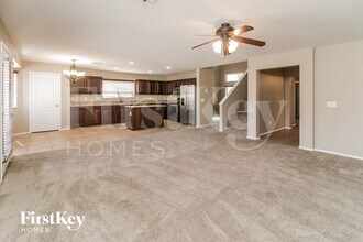 40133 W Sanders Way in Maricopa, AZ - Foto de edificio - Building Photo