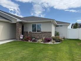 357 Oriole Ave in Twin Falls, ID - Building Photo