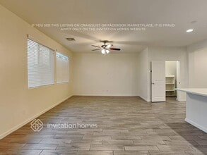 1949 S Wallrade Ln in Gilbert, AZ - Foto de edificio - Building Photo