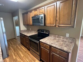 808 W 13th St in Russellville, AR - Building Photo - Building Photo