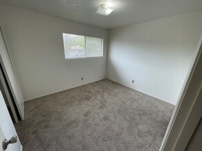 2228 Pine St in Paso Robles, CA - Building Photo - Building Photo