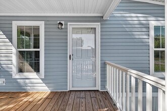 7284 Palm Ave in Leesburg, FL - Building Photo - Building Photo