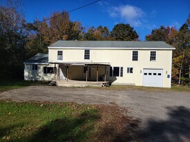2881 Ohio St, Unit Two Bedroom -#11 in Glenburn, ME - Building Photo