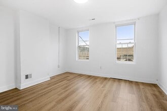 1320 S 26th St in Philadelphia, PA - Building Photo - Building Photo