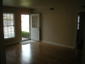 4024 NW 32nd St in Oklahoma City, OK - Building Photo - Building Photo