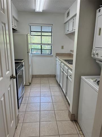 property at 16301 Ledgemont Ln