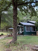 3192 Savage Hwy in Hartshorne, OK - Building Photo