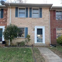 169 Farrell Ln in Fredericksburg, VA - Building Photo